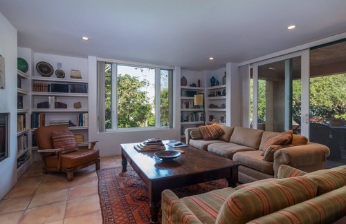Montecito Casa | Amplio apartamento de 2 habitaciones y 2. 5 baños en un terreno privado y tranquilo de 1 acre cerca del pueblo superior