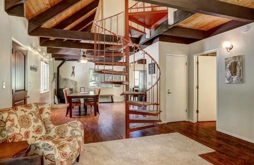 Pioneer Trail Casa | Stout House Cabin - Your kids favorite backyard