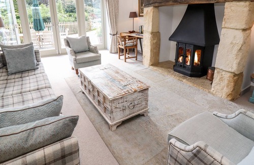 Churchill Casa | STOW COTTAGE BARN, pet friendly, luxury holiday cottage in Kingham
