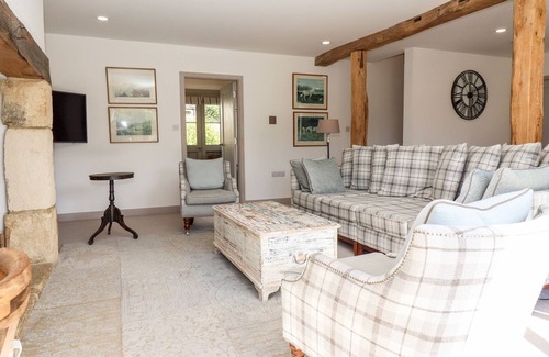 Churchill Casa | STOW COTTAGE BARN, pet friendly, luxury holiday cottage in Kingham