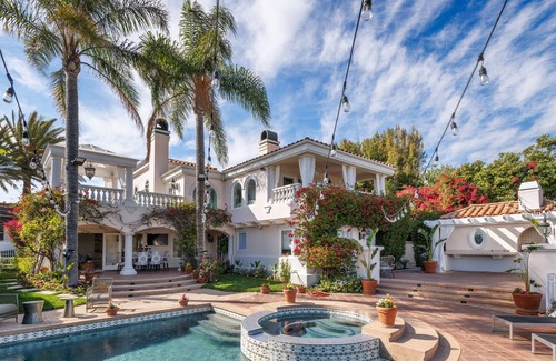Bel Air Otro | Stradella Villa