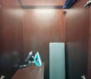 Seri Tanjung Pinang Apartamento | Strait Quay Marina Cozy Suite with Bathtub by Uptrend Home Management