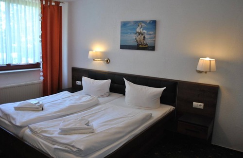 Lobbe Hotel | Strand-Hotel Lobbe