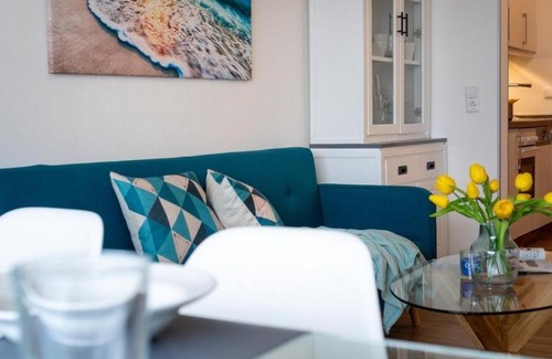 Heiligenhafen Apartamento | Strandhotel-Heiligenhafen-Wohnung-101-Typ-IV-Wasserblick