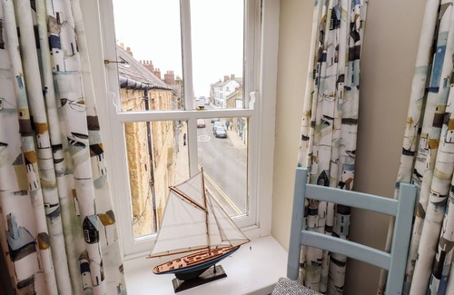 Alnmouth Cabaña | STRANDLINE, pet friendly, country holiday cottage in Alnmouth