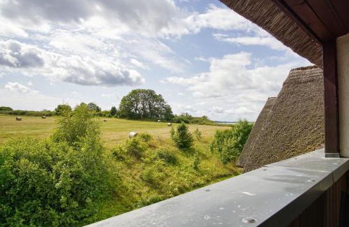 Lobbe Apartamento | strandnah mit Balkon, gratis Nutzung vom AHOI Erlebnisbad und Sauna in Sellin - Strandhaus Mönchgut FeWo21