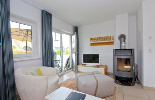 Lobbe Apartamento | strandnahe FeWo mit Balkon, gratis Nutzung vom AHOI Erlebnisbad und Sauna in Sellin - Rex Rugia FeWo 28-7