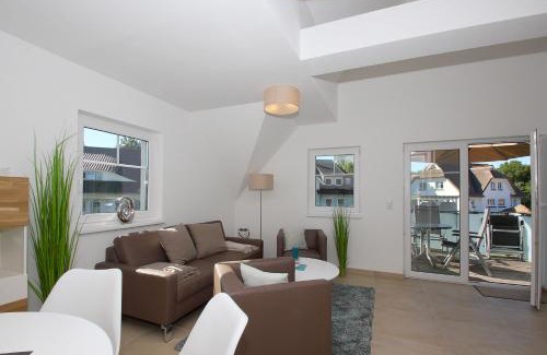 Lobbe Apartamento | strandnahe FeWo mit Balkon, gratis Nutzung vom AHOI Erlebnisbad und Sauna in Sellin - Rex Rugia FeWo 13-7