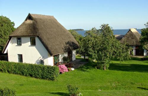 Neuendorf Casa | strandnahe Idylle am Meer, private Badestelle, Strandkorb - Gutshof Ostseeblick
