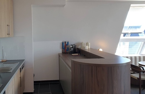 Wremen Apartamento | Strandnahe, Tolle 92 qm Dachgeschosswohnung mit Sauna, 2 Balkonen und Meerblick