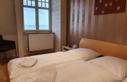 Warnemuende Apartamento | Strandvilla Undine Fewo 19 Meerblick