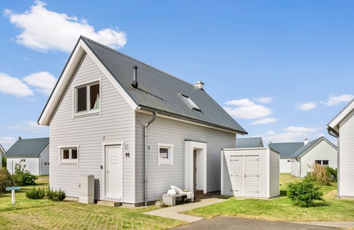 Olpenitz Casa | Strandweh - fireplace, shower, infrared sauna, terrace, beach chair, parking space