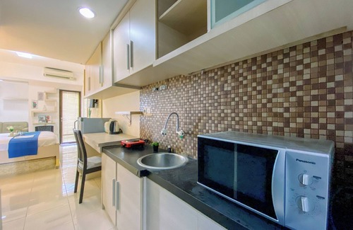 Setiabudi Apartamento | Strategic and Homey Studio at Tamansari Sudirman Apartment