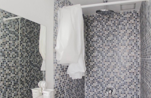 Tangerang Apartamento | Strategic and Posh Studio Aeropolis Apartment