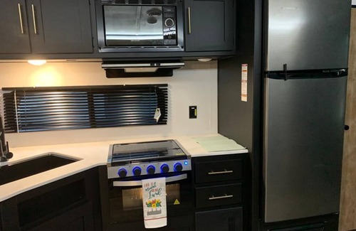 Taft Casa | Strategically located, 20 minutes to Disney !!! Private property