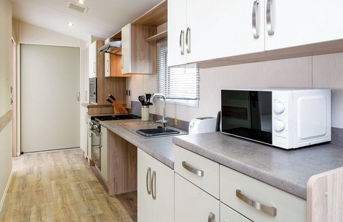Tiddington Casa | Stratford Caravan WCF (Pet)