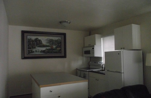 Whitehorse Hotel | Stratford Motel