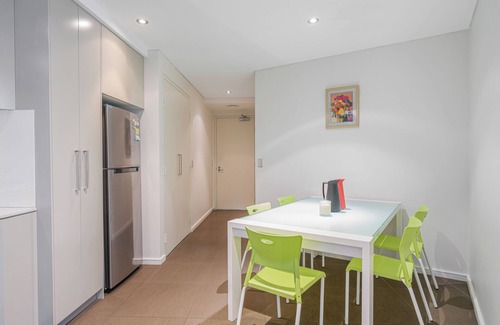 Strathfield Apartamento | Strathfield sweet 2Br near Train Station/Shopping