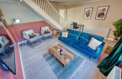 Stratton Casa | 3 Bedroom house, Pet friendly, Garden, Free Parking