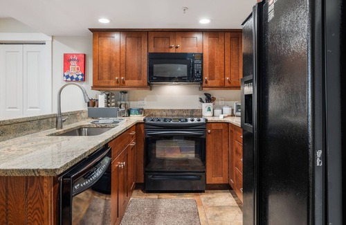 Stratton Mountain Apartamento | Stratton Slopeside Condos at The Landmark! 400 FEET TO LIFT!