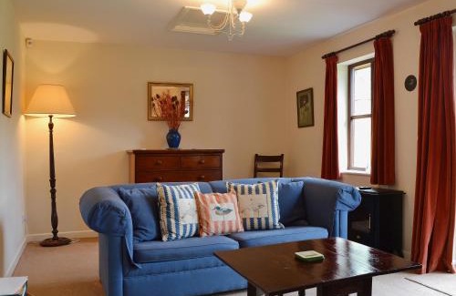 Clows Top Casa | Strawberry Cottage