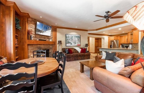 Beaver Creek Condominio | Strawberry Park On The Slopes In Beaver Creek Ski-In/Ski-Out
