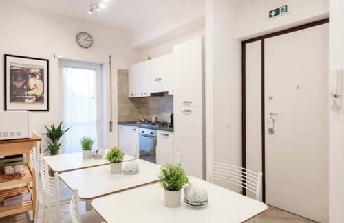 Quartiere XXI Pietralata Apartamento | Street Art Roma | 3BR apartment | Near Tiburtina
