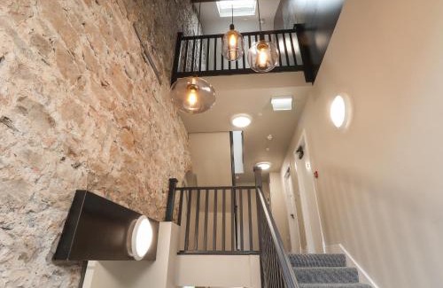 Dyserth Apartamento | Strength Rooms