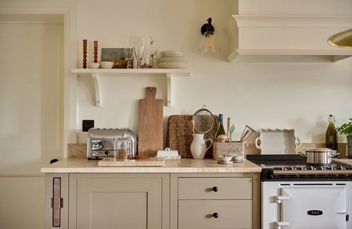 Ludwel Cabaña | STRETTON HILLS PEAKS - THE GEORGIAN HOUSE, romantic in Ludlow