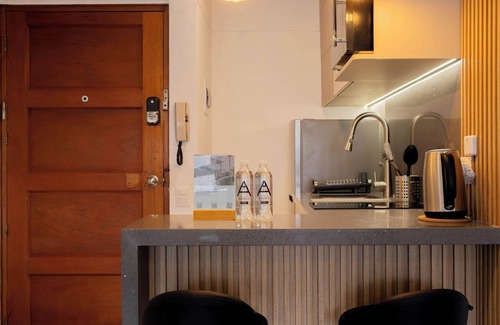 Leuro Apartamento | Striking 1BR in Miraflores