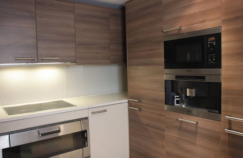 Sands End Apartamento | Striking 3 Bed Apartment in the Heart of Chelsea w/ Balcony & Spectacular Views