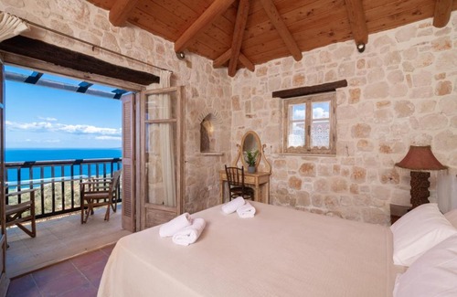 Skinaria Casa | Strofilia Authentic Villas