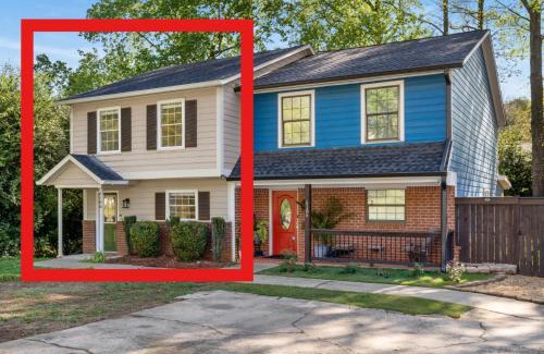 Alpharetta Casa | Stroll to Downtown Alpharetta AND Avalon Shops