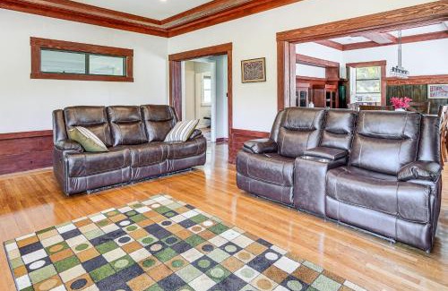 West Alameda Casa | Stroll to SF Bay Beaches! Cozy Home in Alameda