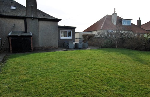 Pittenweem Casa | Stronvar- coastal home with sea views