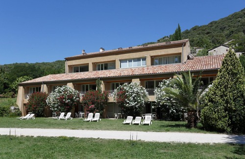 Vallon-Pont-d'Arc Apartamento | Studio au calme avec terrasse + vue imprenable sur l'Ardèche!