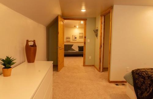 Silverton Casa | Stu Dog's House