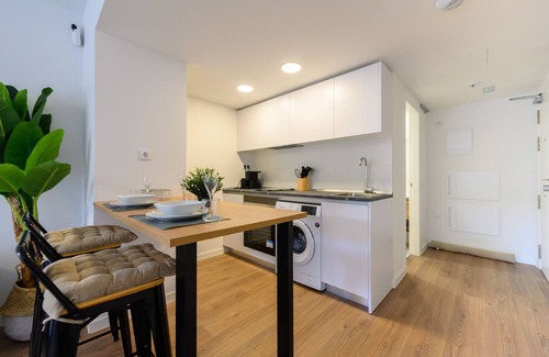 San Sebastián de los Reyes Apartamento | Studio with private terrace and pool - gym - coworking space in Madrid