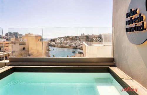 Gzira Casa | Stuart Rooms by Zzzing