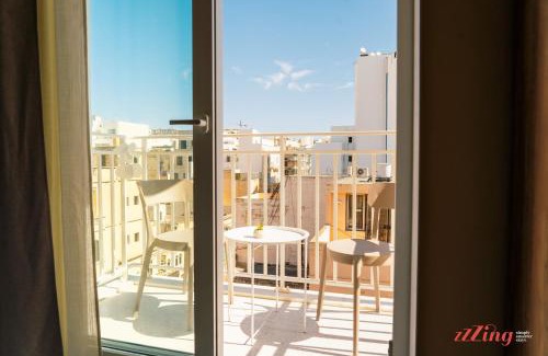 Gzira Casa | Stuart Rooms by Zzzing
