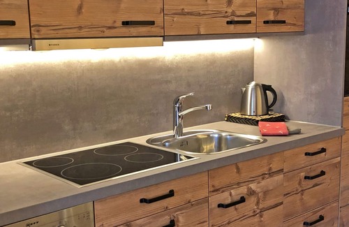 Telfes im Stubai Apartamento | Bergblick: Apartamento idílico con un toque tradicional y comodidades modernas.
