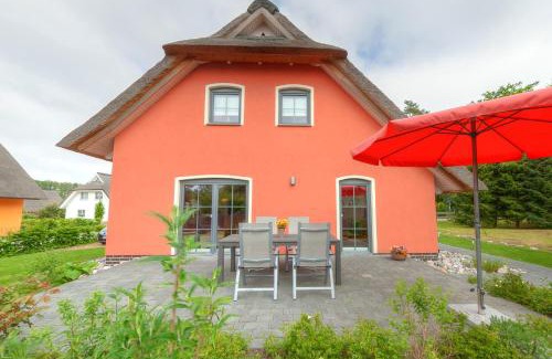 Stubbenfelde Casa | Stubbenfelde, Reetdachhaus Seeblick