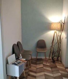 Zentrum-Sued Apartamento | Stuckverzierte, zentrumsnahe Wohnung im Süden
