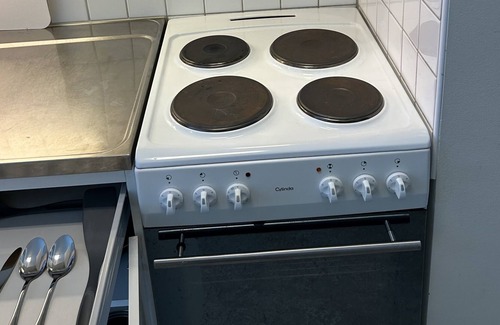 Innerstaden-Ostermalm Apartamento | Student Only: Coveniently-located Apartment in Klintvagen
