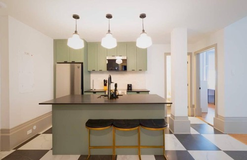 Shaughnessy Village Apartamento | Student Residence in the Heart of Montreal