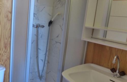 Meribel-Mottaret Apartamento | Studette pour 2 personnes à Méribel Mottaret, au pied des pistes - FR-1-411-465