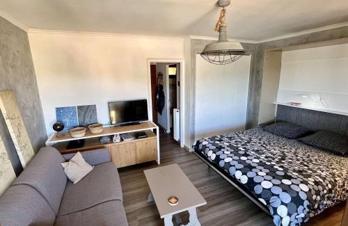 Banyuls-sur-Mer Apartamento | Studio à 5 min de la plage des Elmes avec parking, ascenseur - 2 pers. - FR-1-225C-125