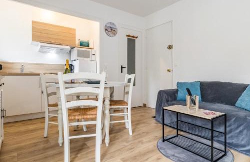 Quimiac Apartamento | Studio à Mesquer: Plage à 200m, Balcon, Parking, Proche Commerces - FR-1-306-1243