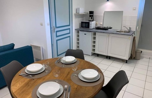 Champagne Casa | Studio Équipé au Calme Proche Toutes Commodités