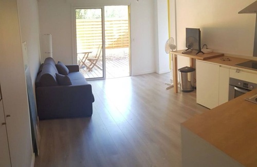 Mougins Apartamento | Studio 2/3 pers with garden.